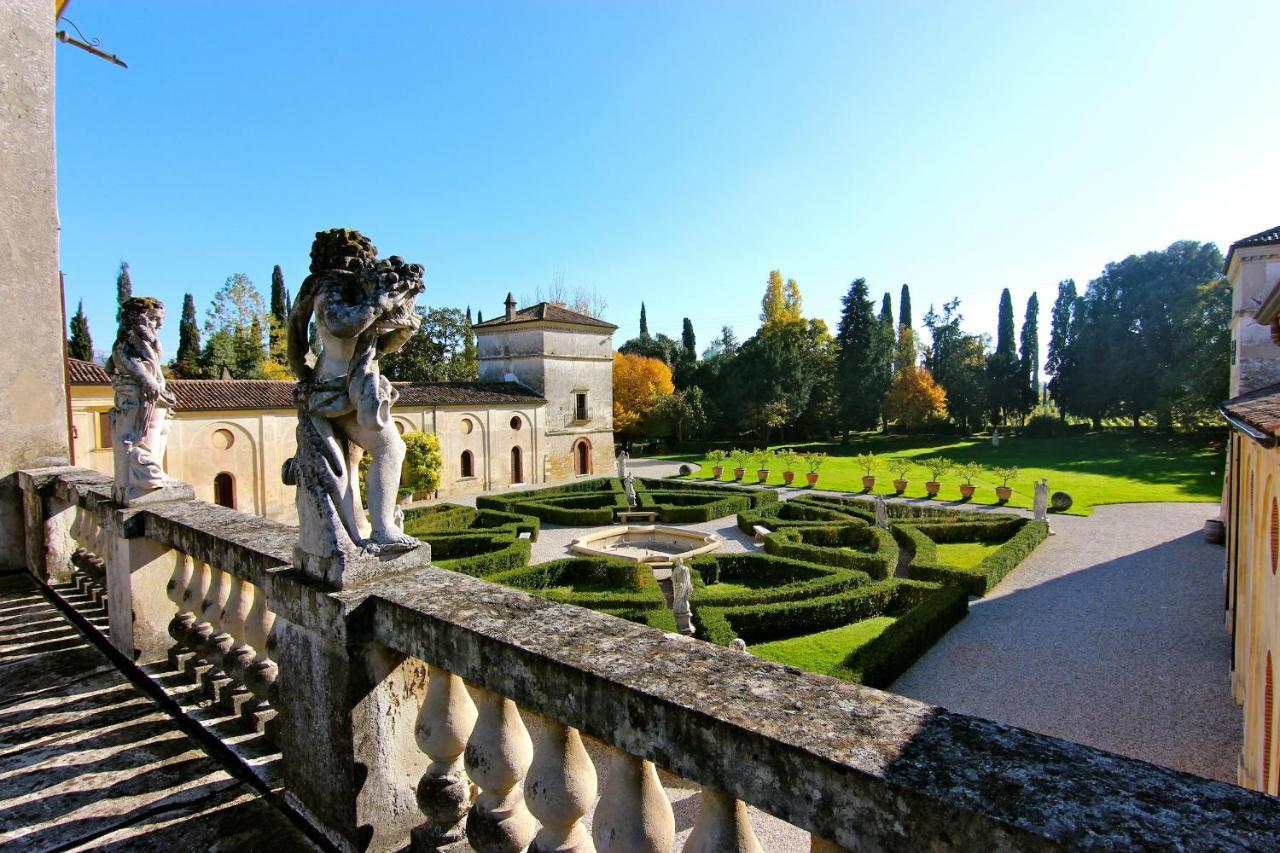 Hotel Villa Giona Сан Пиетро ин Кариано Екстериор снимка